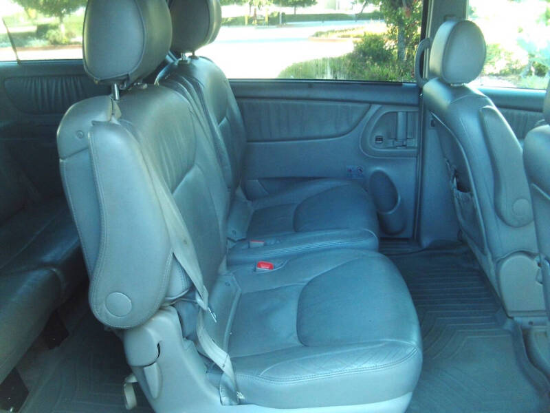 2008 Toyota Sienna XLE Limited