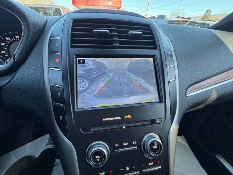 2017 Lincoln MKC Select