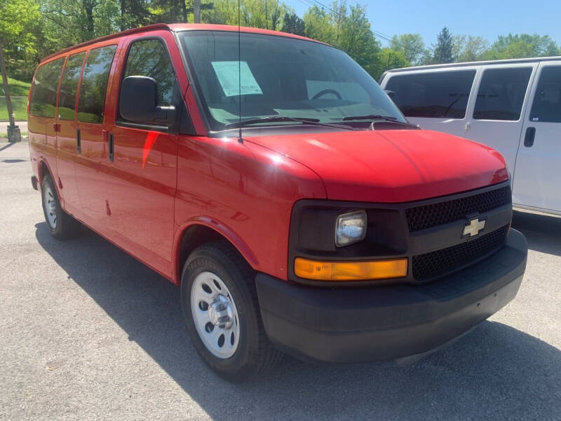 Passenger Van For Sale In Nashville, TN