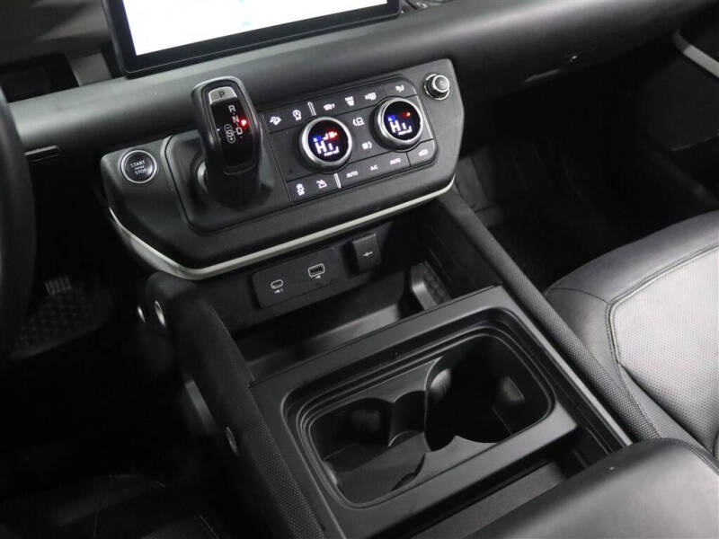 2022 Land Rover Defender 110 X-Dynamic HSE