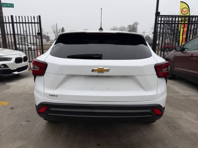 2024 Chevrolet Trax LS