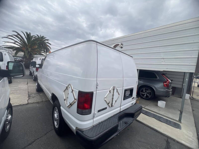 2010 Ford E-Series E-150