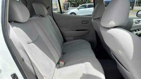2013 Nissan LEAF SV