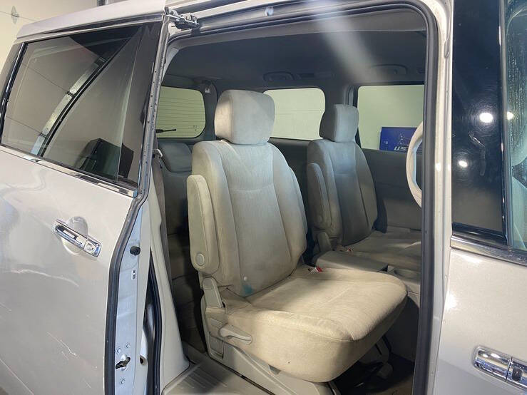 2017 Nissan Quest SV