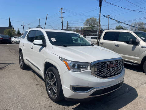 2017 GMC Acadia Denali