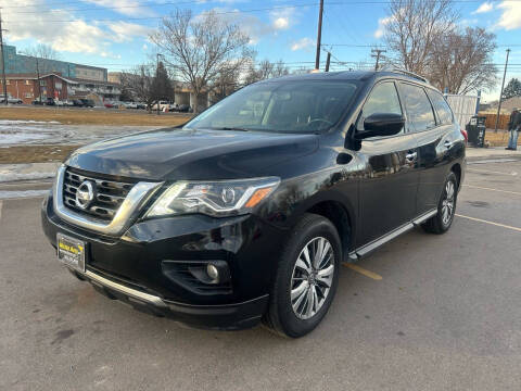 2020 Nissan Pathfinder for sale at Mister Auto in Lakewood CO