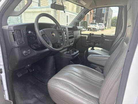 2019 Chevrolet Express 2500