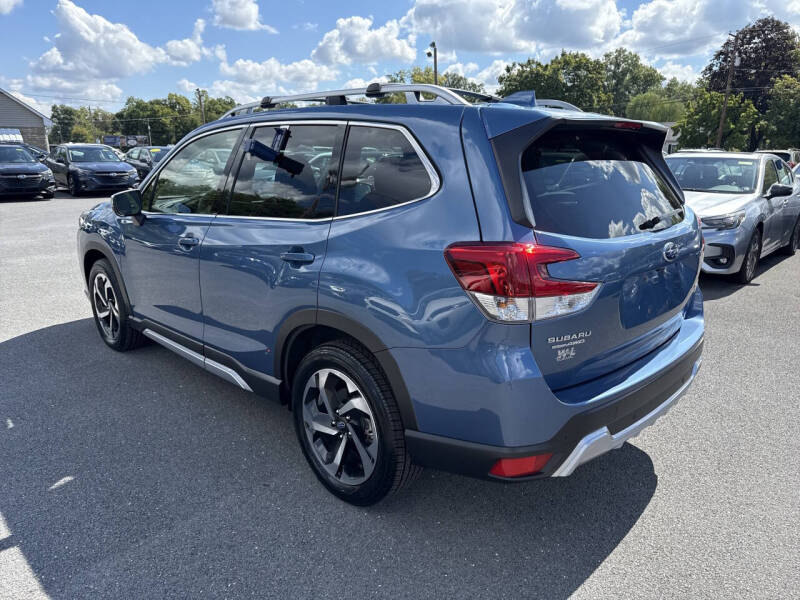 2023 Subaru Forester Touring
