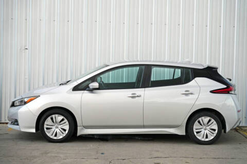 2025 Nissan LEAF S