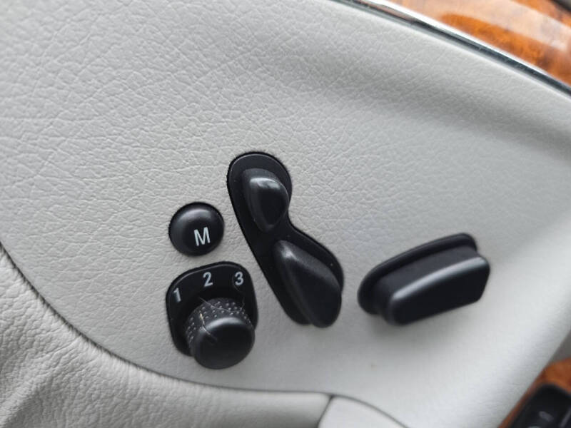 2004 Mercedes-Benz CLK CLK 320