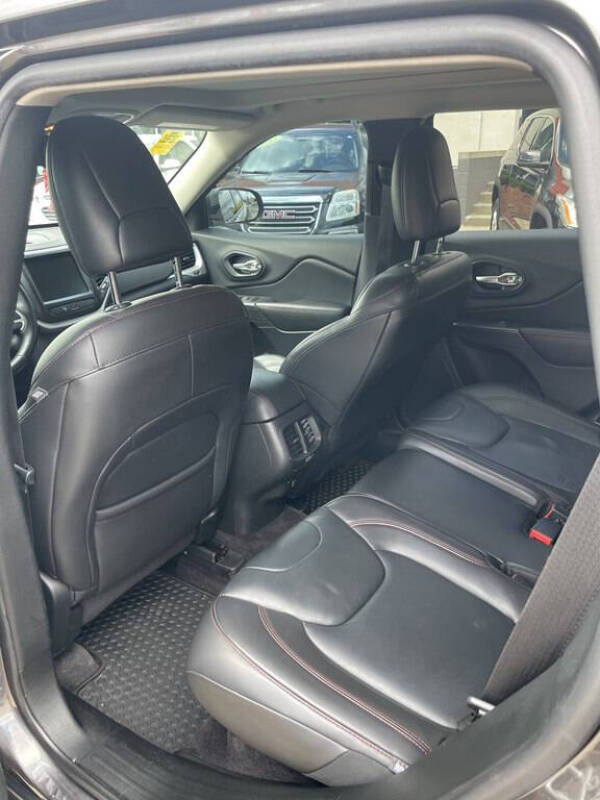 2016 Jeep Cherokee Trailhawk