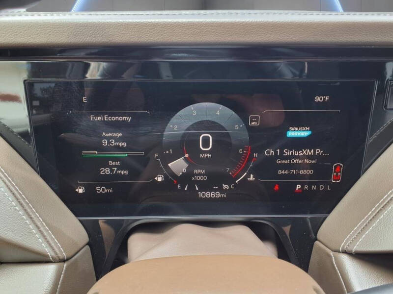 2025 GMC Yukon Elevation