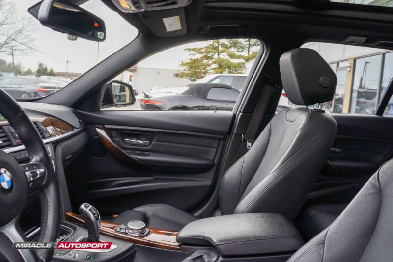 2015 BMW 3 Series 328i xDrive