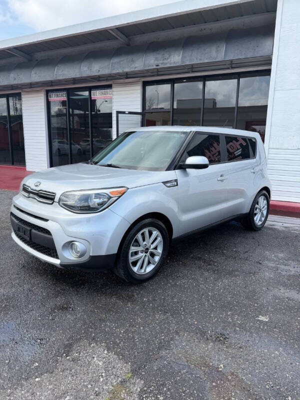 2018 Kia Soul +