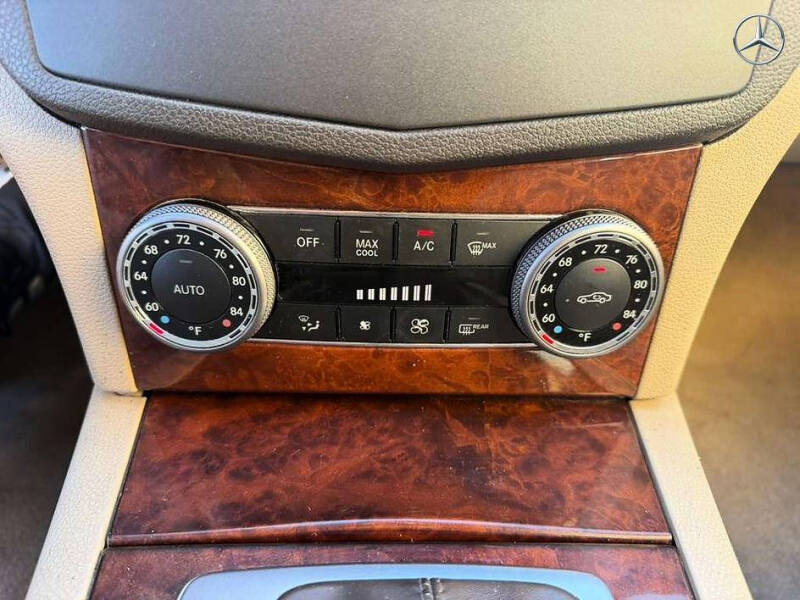 2010 Mercedes-Benz C-Class