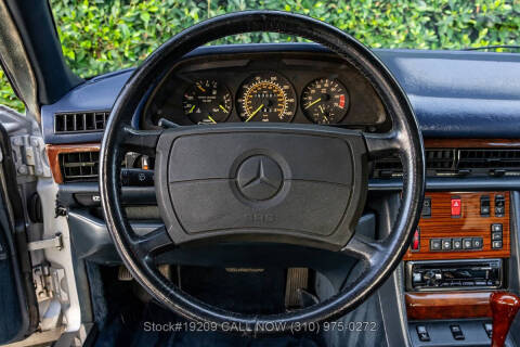 1987 Mercedes-Benz 560-Class 560 SL