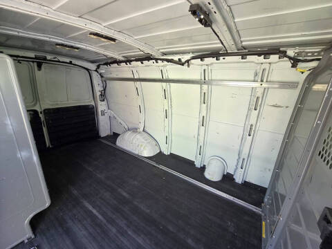 2016 Chevrolet Express 2500