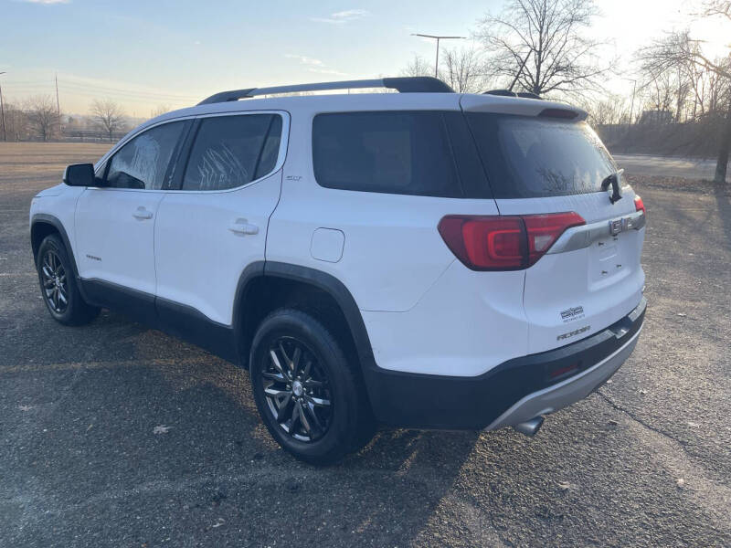 2017 GMC Acadia SLT-1