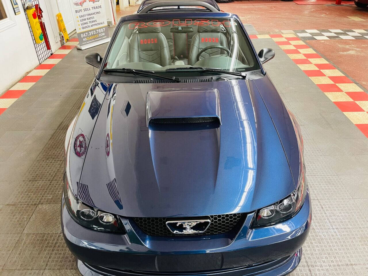 2001 Ford Mustang 11