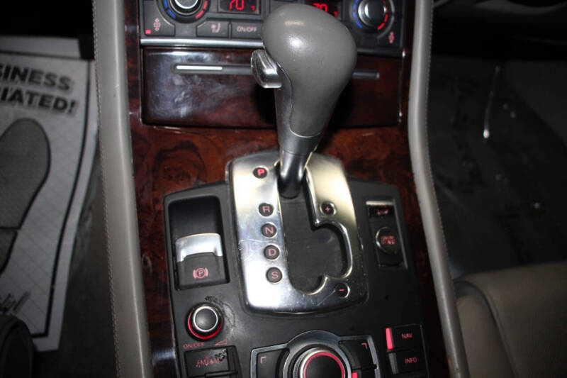 2008 Audi A8 L quattro