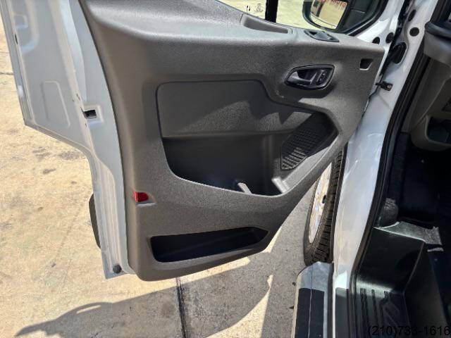 2025 Ford Transit