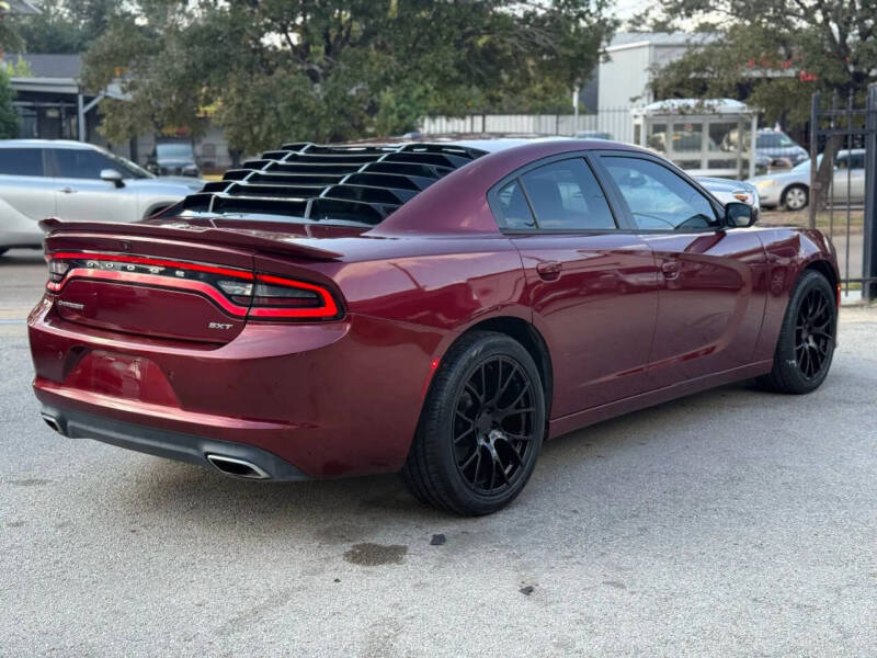 2018 Dodge Charger SXT