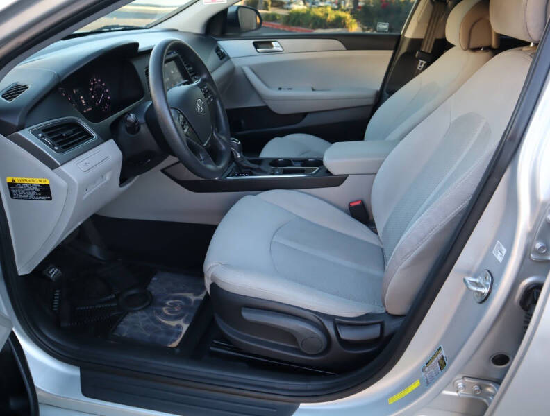 2017 Hyundai Sonata SE