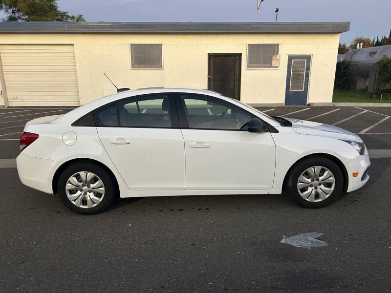 2015 Chevrolet Cruze LS Auto