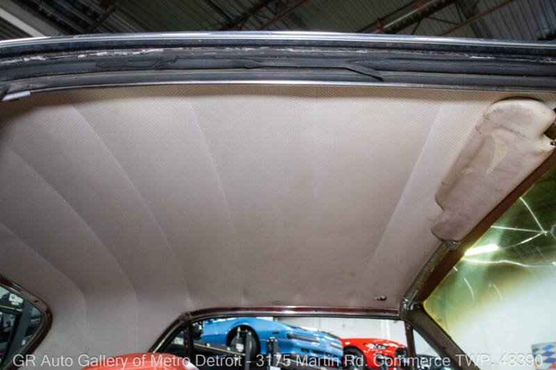 1961 Ford Thunderbird