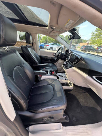 2018 Chrysler Pacifica Touring L Plus