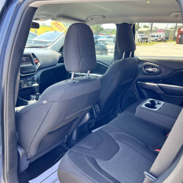 2020 Jeep Cherokee Latitude