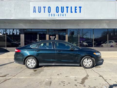 2014 Ford Fusion for sale at Auto Outlet in Des Moines IA
