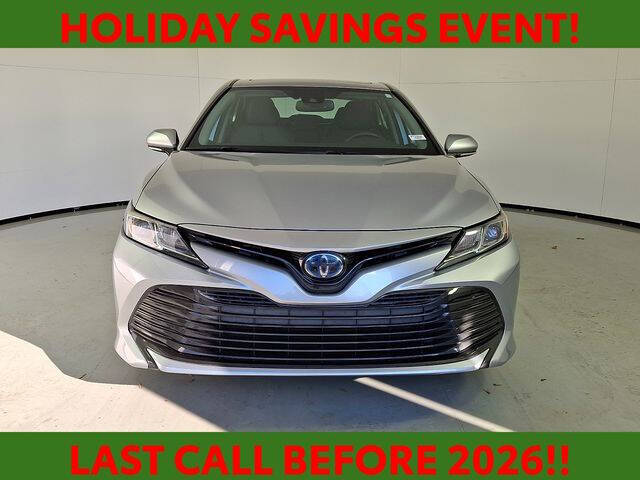 2019 Toyota Camry Hybrid LE