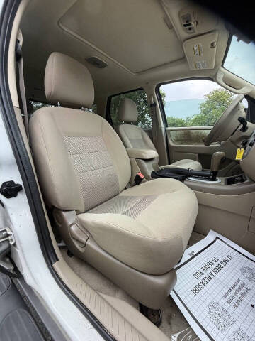 2005 Ford Escape XLT