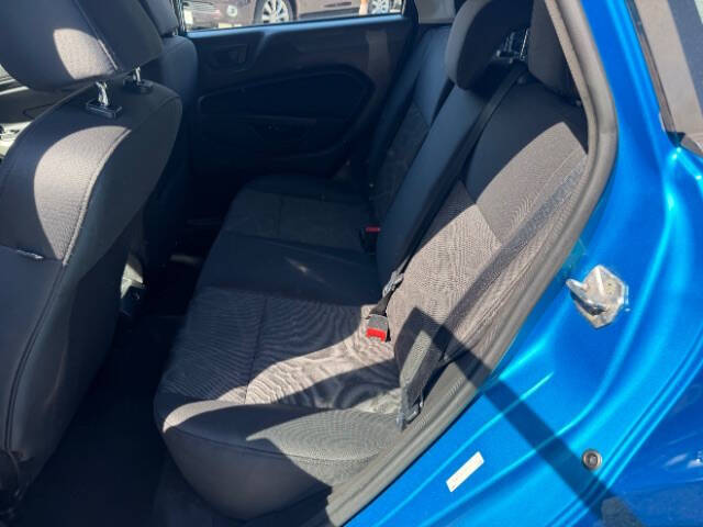 2013 Ford Fiesta SE