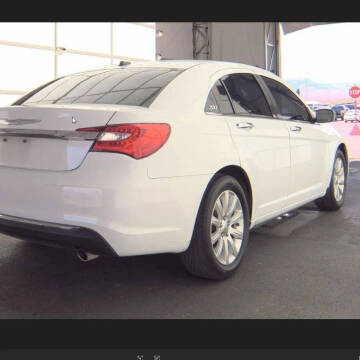 2013 Chrysler 200 Limited