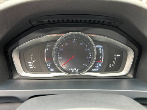 2016 Volvo V60 Cross Country T5