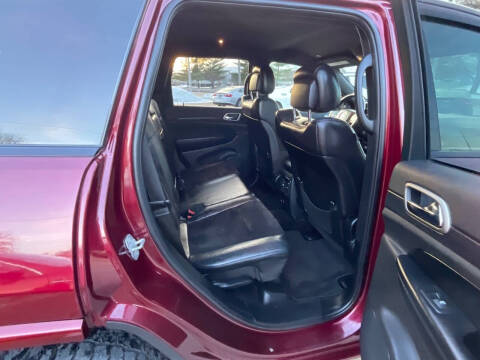 2017 Jeep Grand Cherokee Laredo