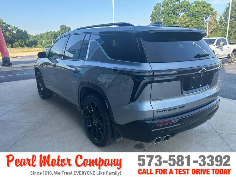 2025 Chevrolet Traverse RS