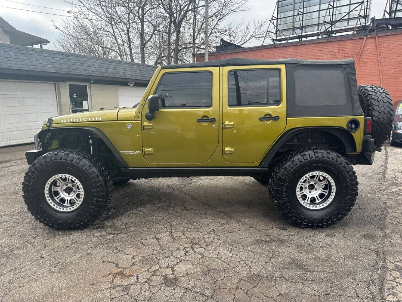 2007 Jeep Wrangler Unlimited for sale at Kelly Auto Group in Cleveland, OH