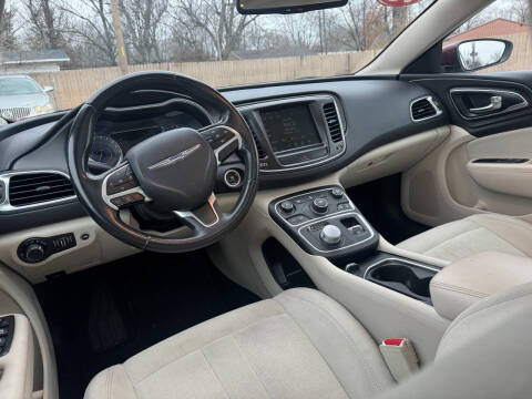 2016 Chrysler 200 Limited