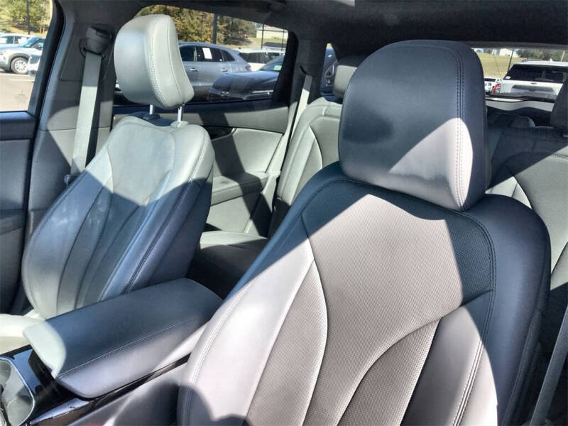 2021 Lincoln Nautilus Reserve