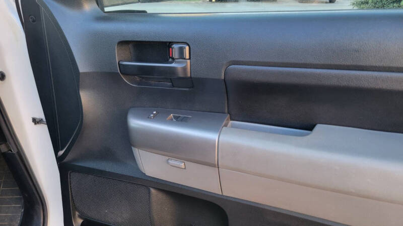 2012 Toyota Tundra Grade