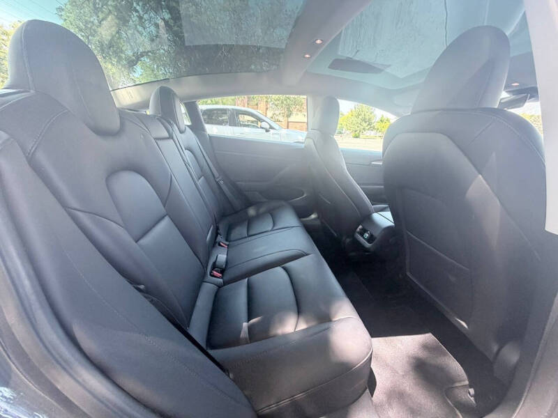 2023 Tesla Model 3 Performance