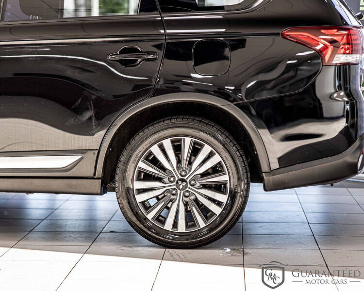 2020 Mitsubishi Outlander ES
