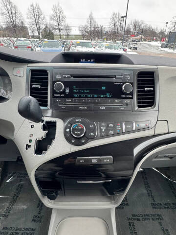2013 Toyota Sienna