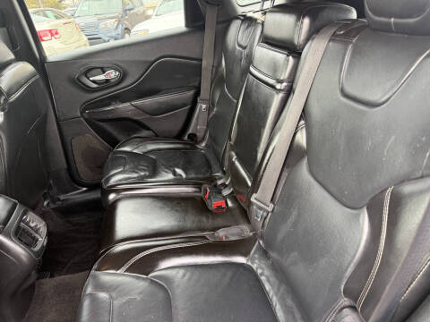 2015 Jeep Cherokee Altitude