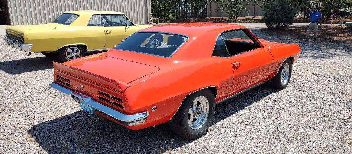 1969 Pontiac Firebird 5