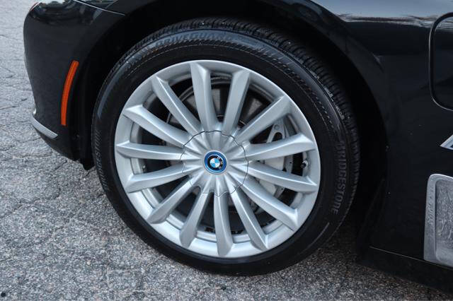 2018 BMW 7 Series 740e xDrive iPerformance