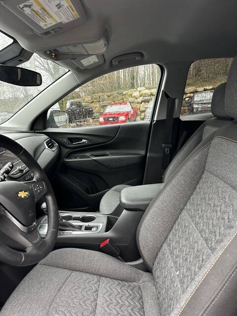 2022 Chevrolet Equinox for sale at Bowman Auto Center in Clarkston, MI